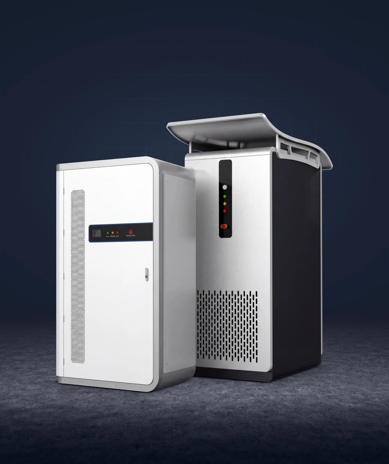 Industriespeicher-System: Batterieschrank und Leistungselektronik-Einheit
